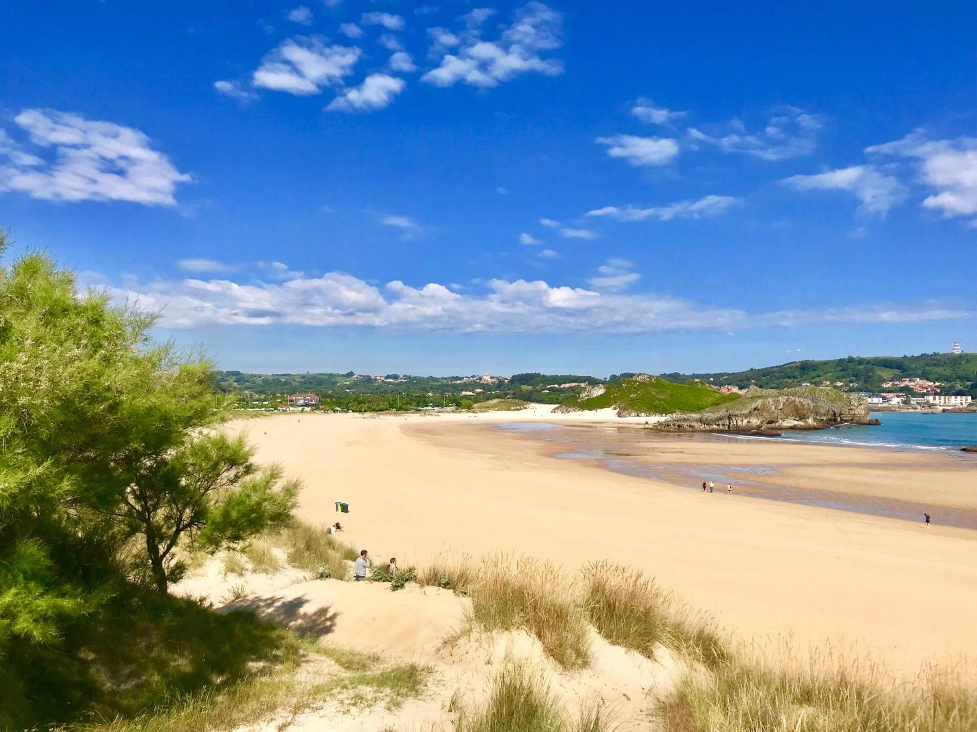 Apartamento Plaza De La Villa Playa Trengandin Noja Bagian luar foto