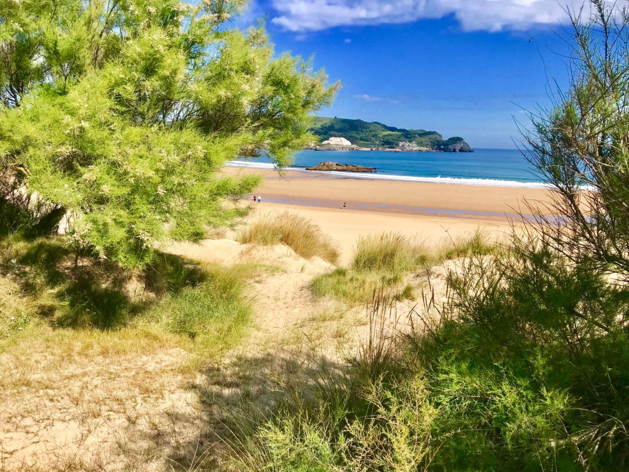 Apartamento Plaza De La Villa Playa Trengandin Noja Bagian luar foto